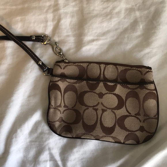 Coach wristlet - Picture 1 of 3